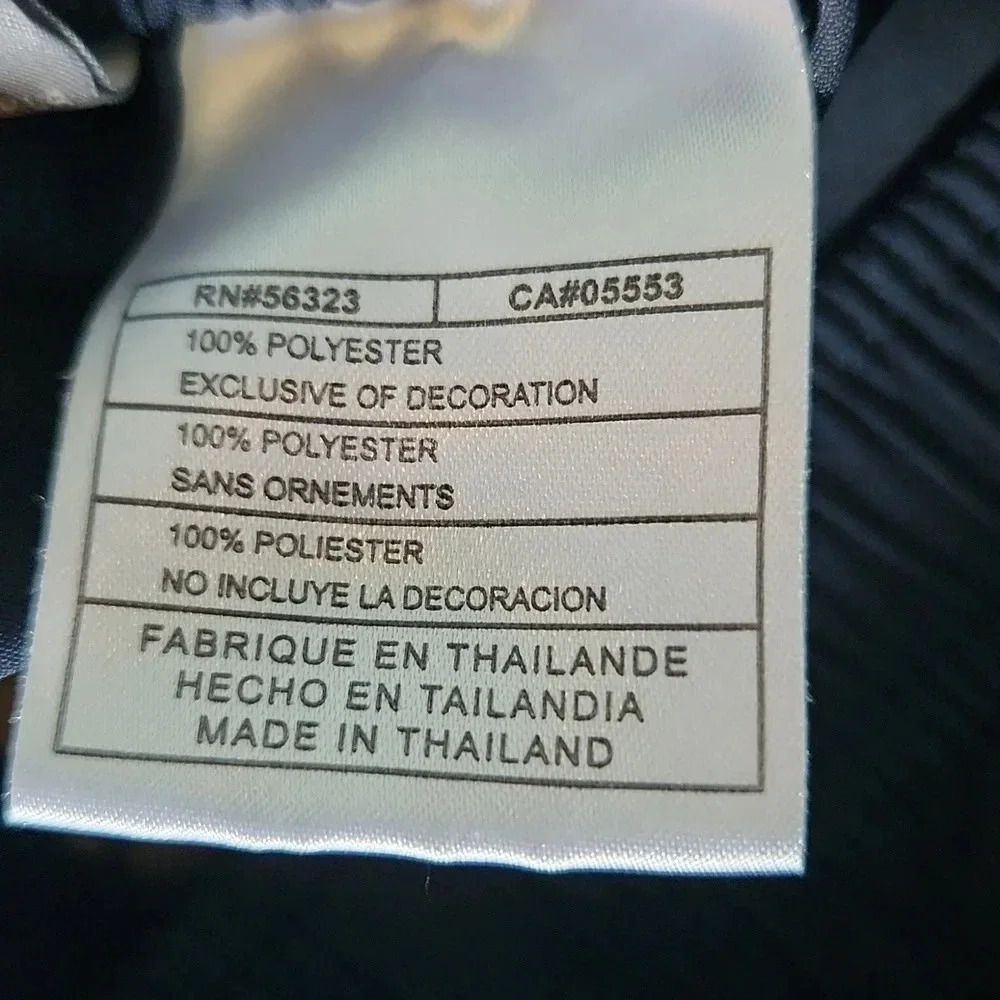 Nike black athletic shorts - Picture 9 of 9